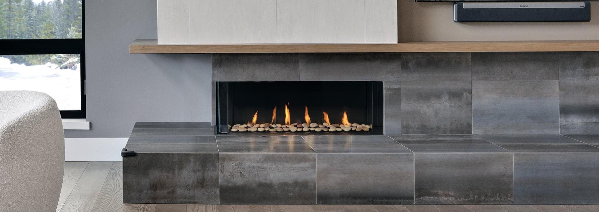 Regency Chicago Corner 50 Gas Fireplace