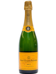 Veuve Clicquot Yellow Label Brut Champagne 750ml