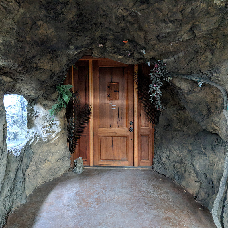 Crystal Rock Wall Panel 11' x 4'