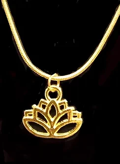 Ladies Oriental Shrine Lotus Necklace Set