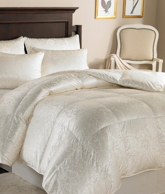 Eliasa Eiderdown Comforter by Downright