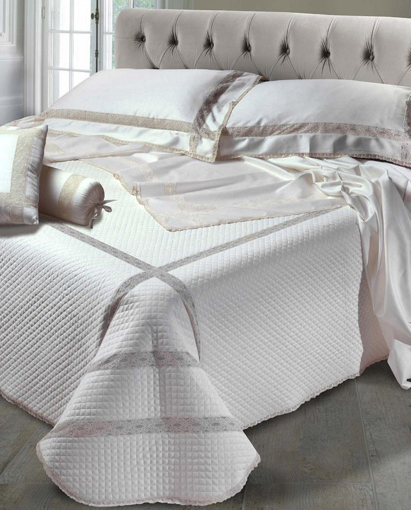 Giotto Sateen by Barbacci
